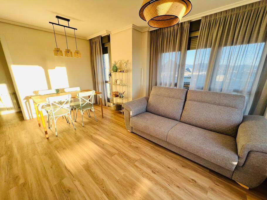 Luminoso Atico Con Terraza Apartment ซานตานเดร์ ภายนอก รูปภาพ