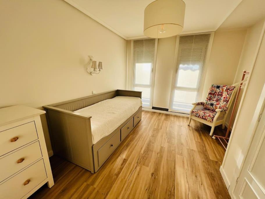 Luminoso Atico Con Terraza Apartment ซานตานเดร์ ภายนอก รูปภาพ